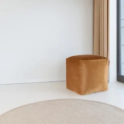 Arte r egal Poef - fluweel - bruin - 30 x 30 cm - vierkant Clearance