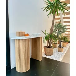 Nordlys Console van hout met marmerlook blad