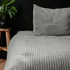 Sleeptime Dekbedovertrek Teddy Rib 240x220 – Fluweelzacht & Knus Design - Grijs Sale