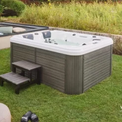 Merkloos HOME DELUXE Buiten whirlpool BEACH Met treden en thermische afdekking