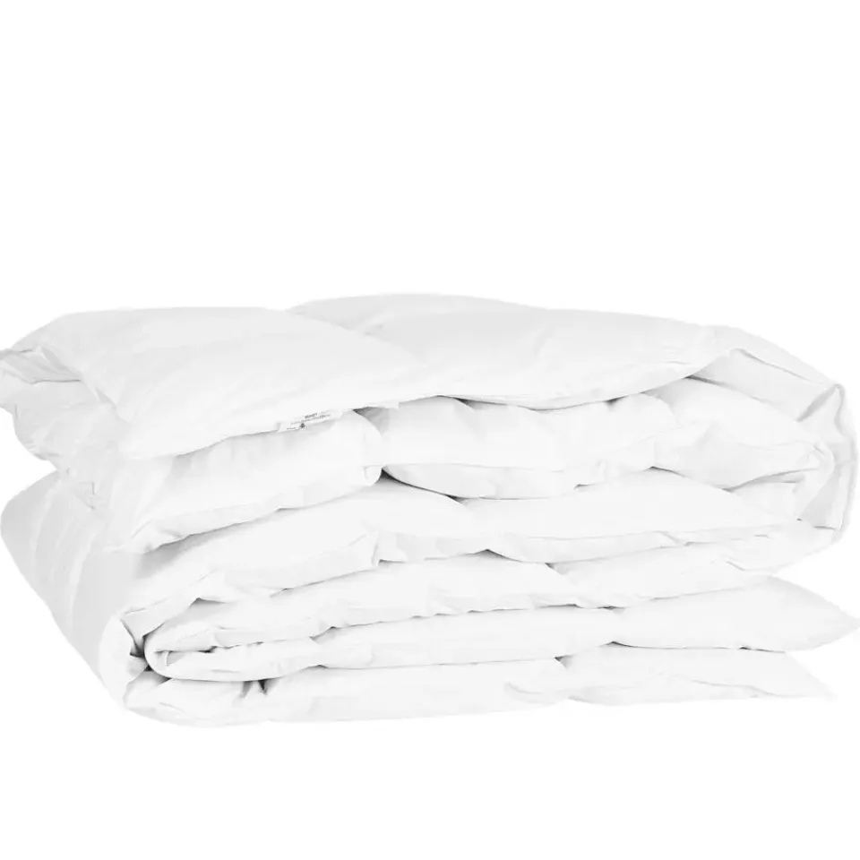 Beliani LEMBERG - Dekbed - Wit - 220 x 240 cm - Microvezels Sale