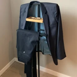 MISOU Dressboy Kledingstandaard Kledinghouder Zwart 114 cm Bamboe en metaal