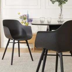 Leen Bakker Nolon Nena-Puk Eetkamerstoel Zwart - Armleuning - Zwarte Houten Poten Best