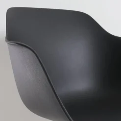 Leen Bakker Nolon Nena-Puk Eetkamerstoel Zwart - Armleuning - Zwarte Houten Poten Best