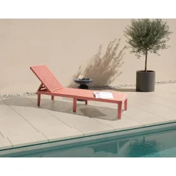 Leen Bakker OSSI - Ligstoel - Rood - Polypropyleen Best