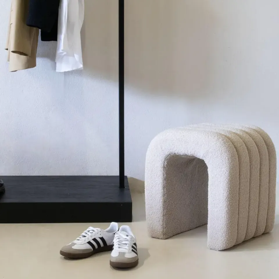 Giga Meubel Poef Bouclé Taupe - Zithoogte 45 cm - Japandi Stijl New