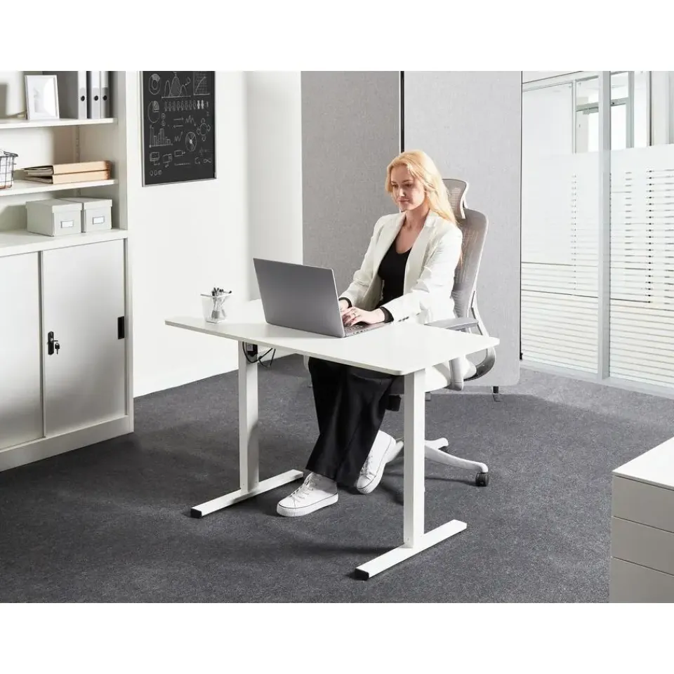 Beliani TAVARES - Elektrisch verstelbaar bureau - Wit - Vezelplaat Online