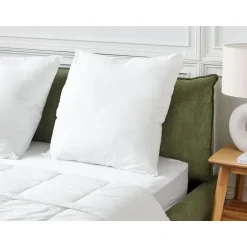 Beliani TRIGLAV - Hoofdkussen hoog - Wit - 80 x 80 cm - Polyester Hot