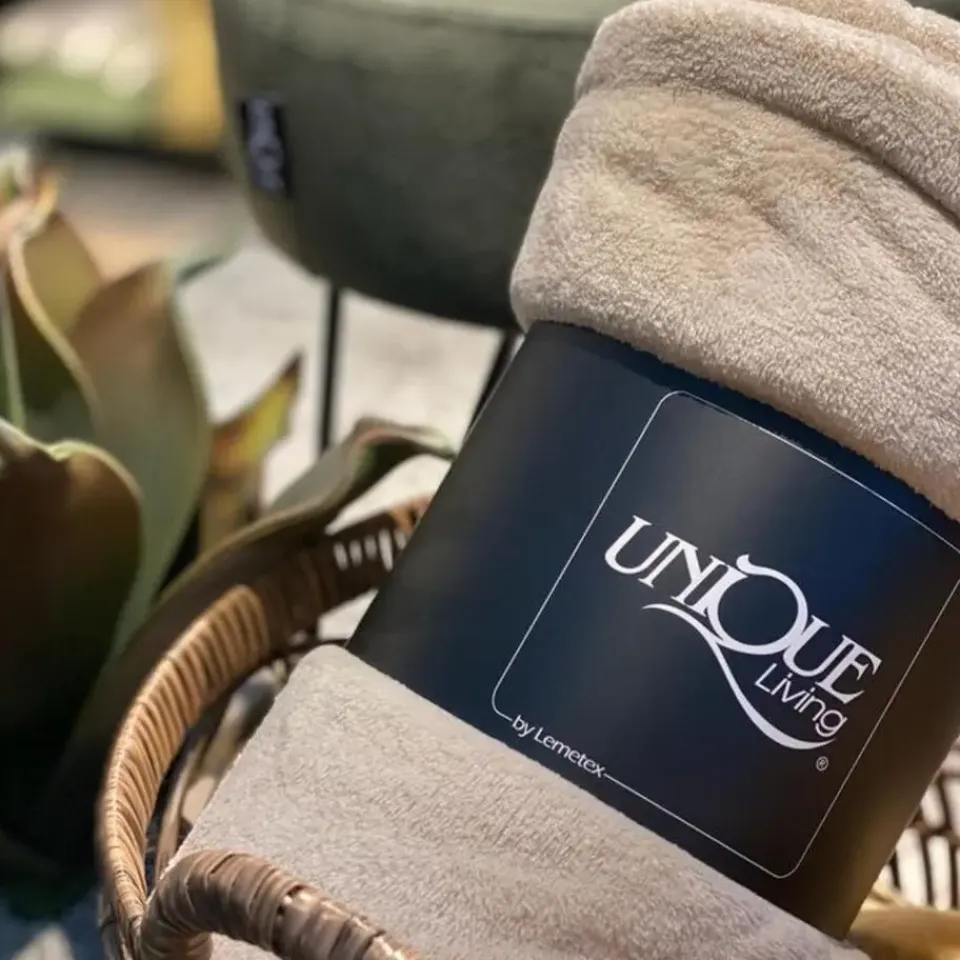 Unique Living - Sierkussen Liora 45x45cm - Winter Green Hot