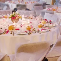 Santex Wit rond tafelkleed/tafellaken 180 cm non woven polypropyleen